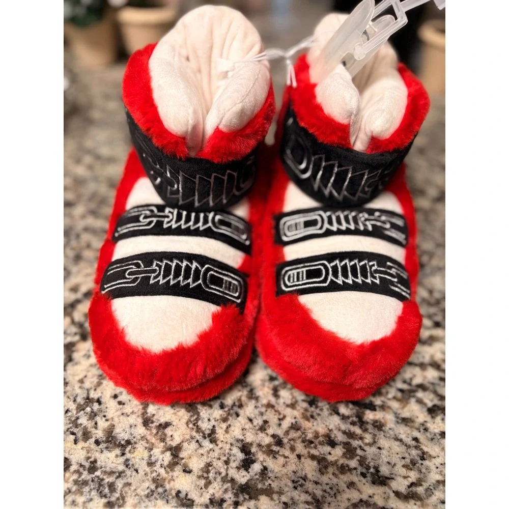 Boys‎ Red White Faux Fur Boot Slippers Space Snow Style Size 13/1